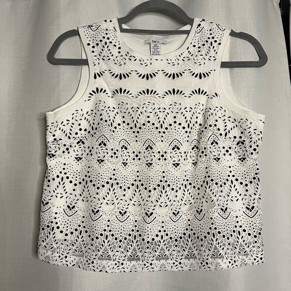 Bar III White and Black Boho Lace Tank Top Small - Picture 8 of 8
